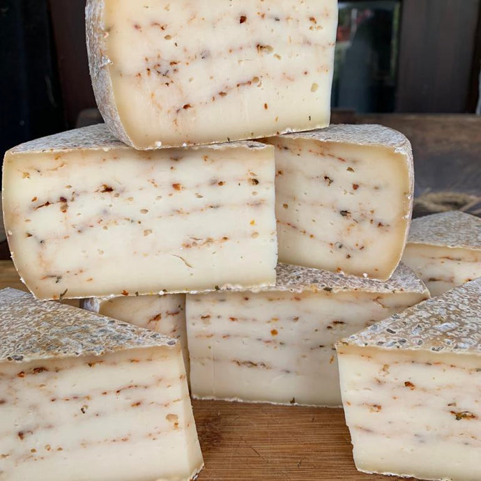 Formaggio º8M-Natural Rind Cheese with Mediterranean Herbs